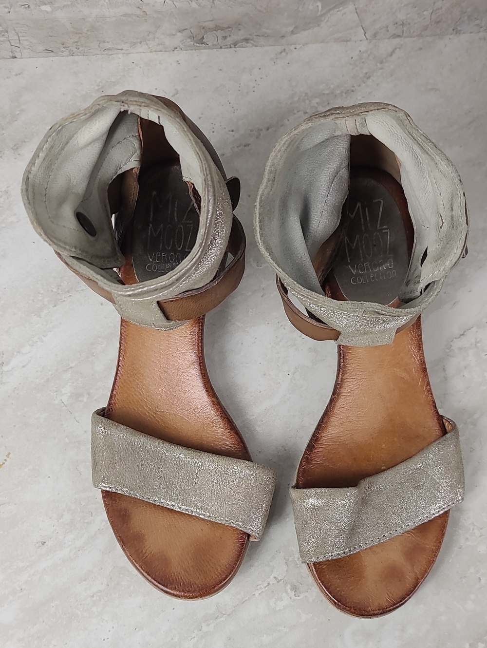 Miz Mooz CALI Distressed Metallic Silver Leather Ankle Wrap Strap Sandals 39 - Picture 8 of 16